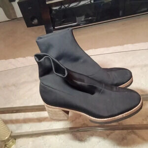 Clark's originals black Nadia stretch boots size 8.5m women